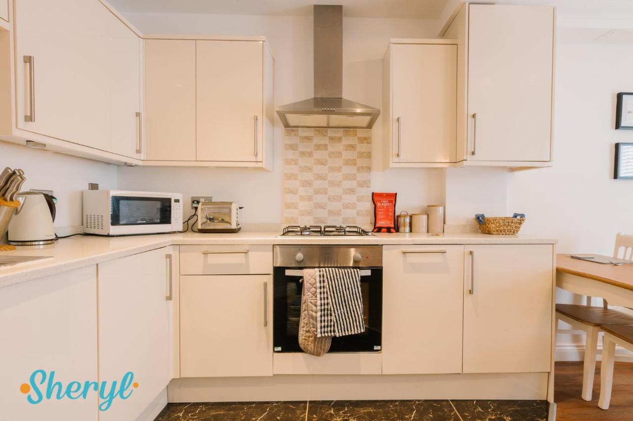 The Flat 2 By Sheryl - Stone Throw To Northampton Gen Hosp & Town Centre Apartment ภายนอก รูปภาพ