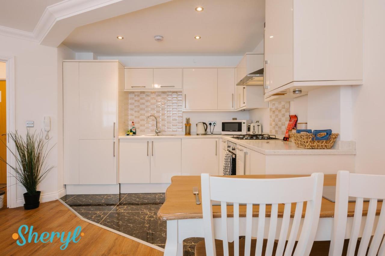 The Flat 2 By Sheryl - Stone Throw To Northampton Gen Hosp & Town Centre Apartment ภายนอก รูปภาพ