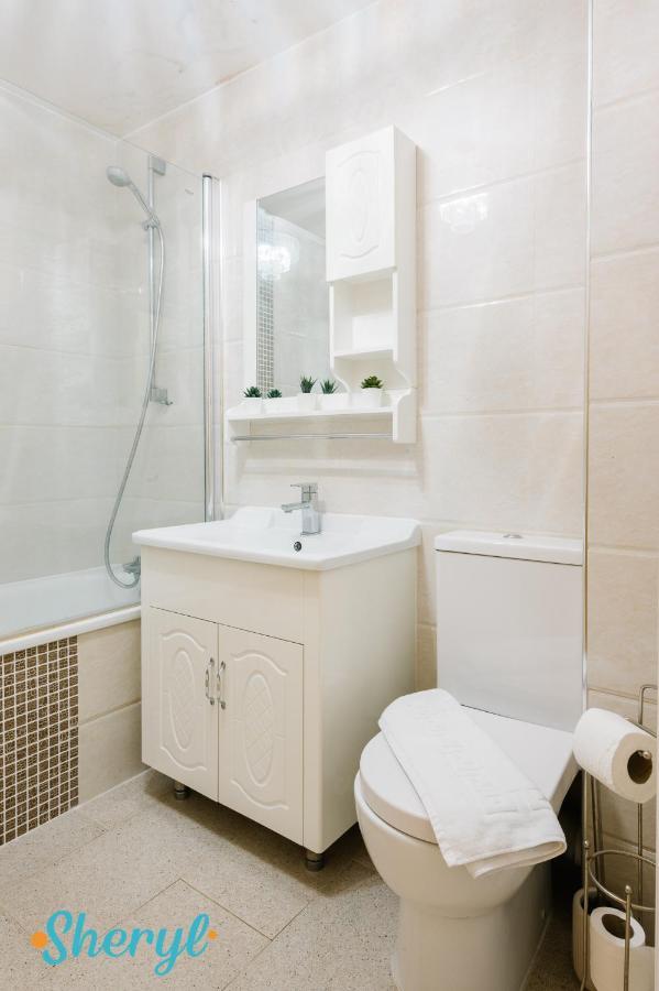 The Flat 2 By Sheryl - Stone Throw To Northampton Gen Hosp & Town Centre Apartment ภายนอก รูปภาพ
